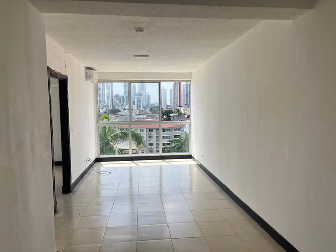 Banco Vende Apartamento en PH SORRENTO, Parque Lefevre - Imagen 3