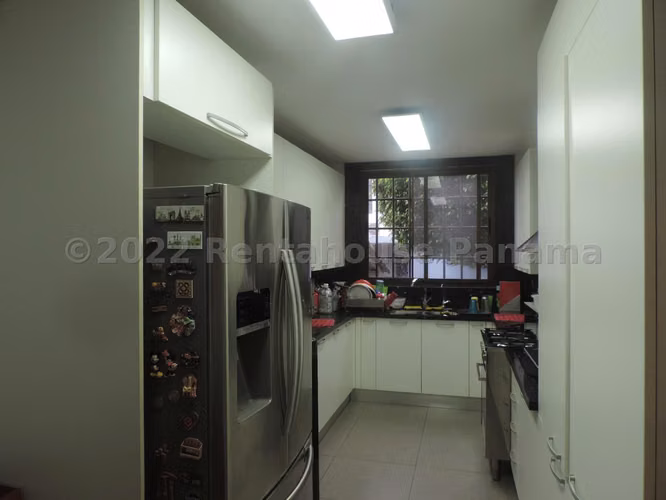 Se Vende Casa en Brisas Del Golf MDV3-10370