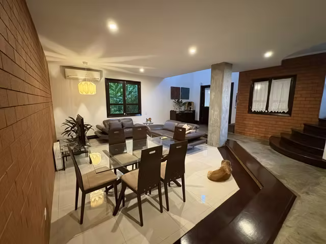VENDO CASA ACTUALIZADA con potencial de inversión y rentabilidad activa-P