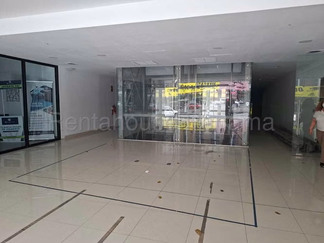 Gran oportunidad de alquiler de local comercial a pasos de Vía Argentina. DP - Imagen 9