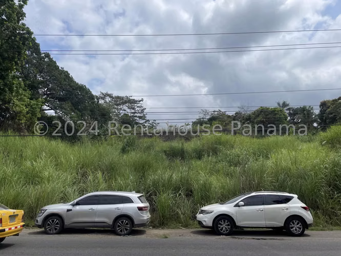 VENTA DE TERRENO EN CHILIBRE CENTRO MCD25-3082