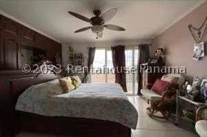 Venta de Casa con 348m2 en Brisas del Golf PH Brisas del Pacifico 25-5917SR