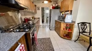 Venta de Casa Amplia y Elegante de 400m² en PH Villa Alta, Brisas del Golf 26-3120SR