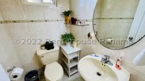 Venta de Casa Amplia y Elegante de 400m² en PH Villa Alta, Brisas del Golf 26-3120SR
