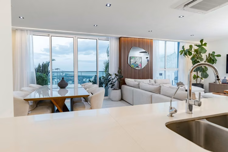 Apartamento en Alquiler en Hato Pintado | Edificio Nuevo y Línea Blanca