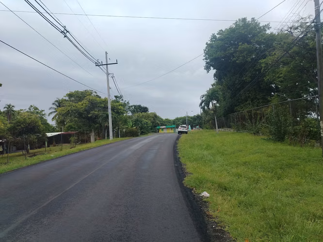Vendo lote en Las Uvas de San Carlos sobre la principal, bien céntrico. - Imagen 5