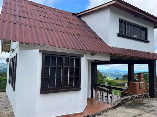 Venta de Casa de Campo En Sorá - Chame