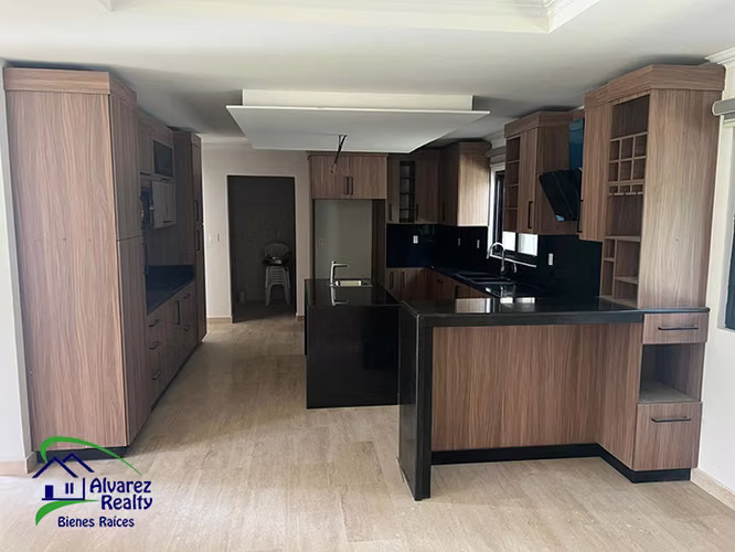 ID# H-0271 Casa en venta ubicada en Boquete