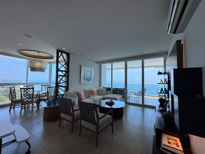 Venta de Apartamento Frente al Mar de 244 m² en Santa Clara Residences
