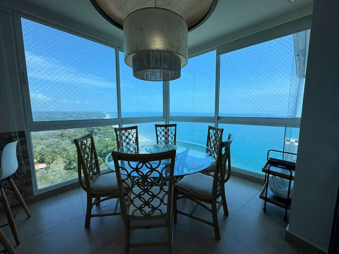 Venta de Apartamento Frente al Mar de 244 m² en Santa Clara Residences