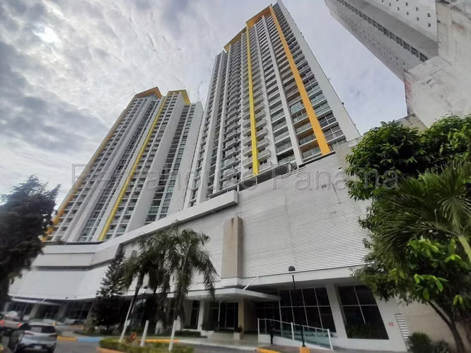 alquilo apartamento amoblado en condado del rey OF 26-4421