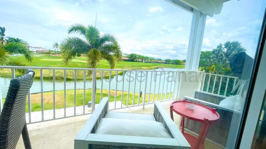 Casa en Venta con Buena Distribucion en Buenaventura 26*5650Mfk