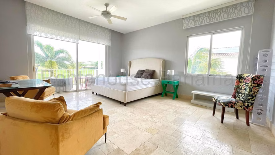 Casa en Venta con Buena Distribucion en Buenaventura 26*5650Mfk