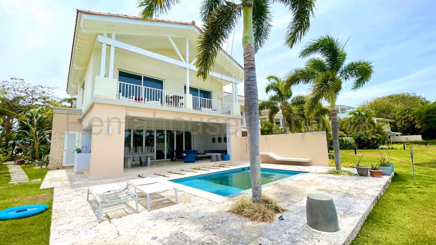 Casa en Venta con Buena Distribucion en Buenaventura 26*5650Mfk