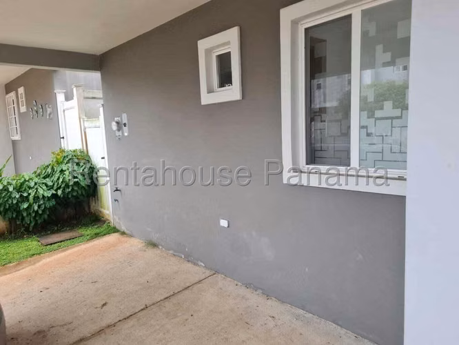 VENTA DE CASA EN VICTORIA BRISAS DEL GOLF HQ