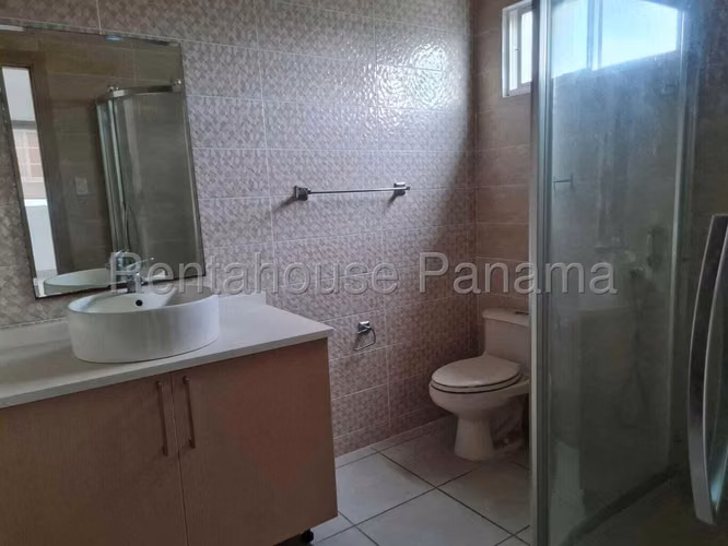 VENTA DE CASA EN VICTORIA BRISAS DEL GOLF HQ