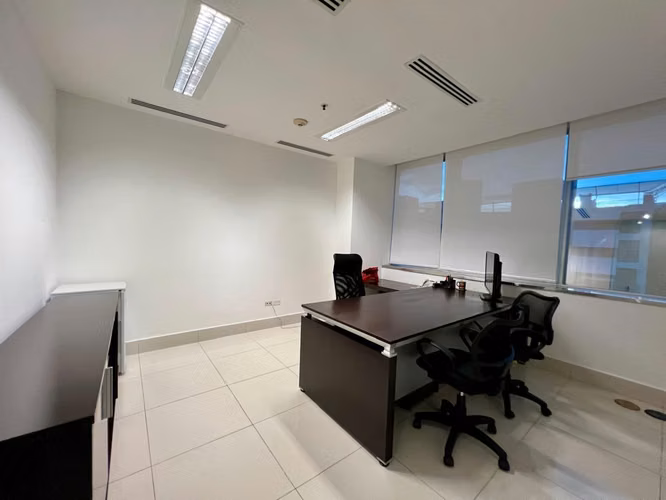 VENTA DE OFICINA EN TORRE DE LAS AMÉRICAS - PUNTA PACÍFICA