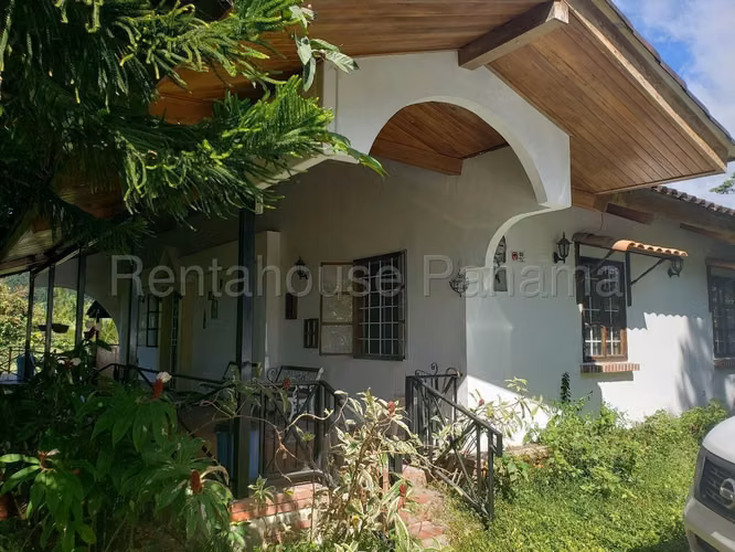 VENTA DE CASA EN CASA LAS LAJAS LAS CUMBRES HQ