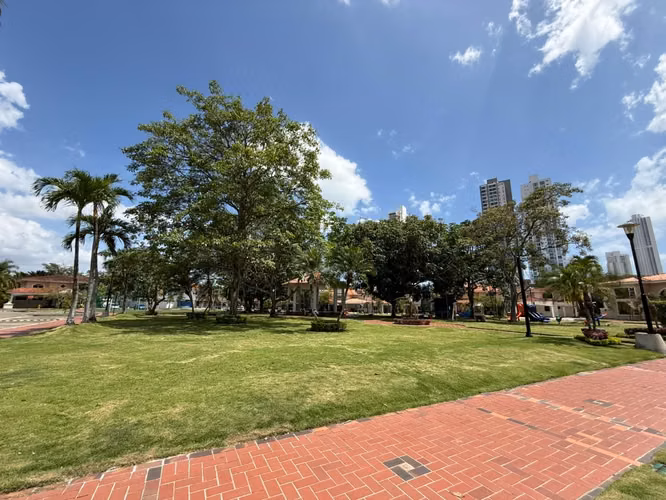 Venta de Casa en Costa Serena Costa del Este