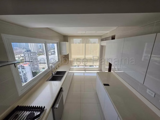Exclusivo Apartamento en Coco del Mar Ph Windrose en Venta Mts2: 172 PD