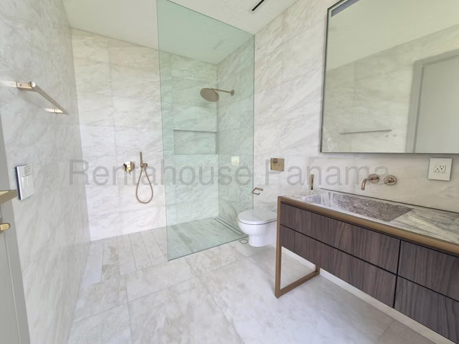 Exclusivo Apartamento en Santa Maria Ph La Maison By Fendi en Venta Mts2: 347.52 PD