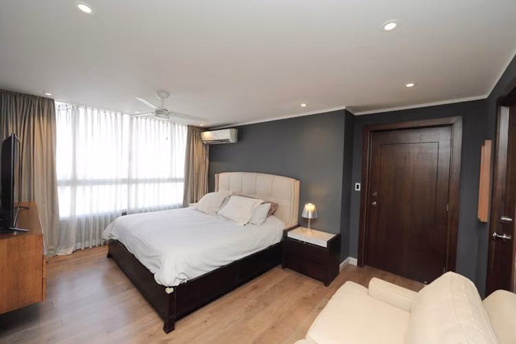 VENDO OBARRIO PH PACIFIC COAST 202 m2, 3 Rec, 3.5 Baños, 2 Parking, Linea Blanca y AA