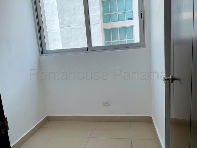 Alquiler de apartamento de 209.94m² con vista al mar en Punta Pacifica 26JSS6337