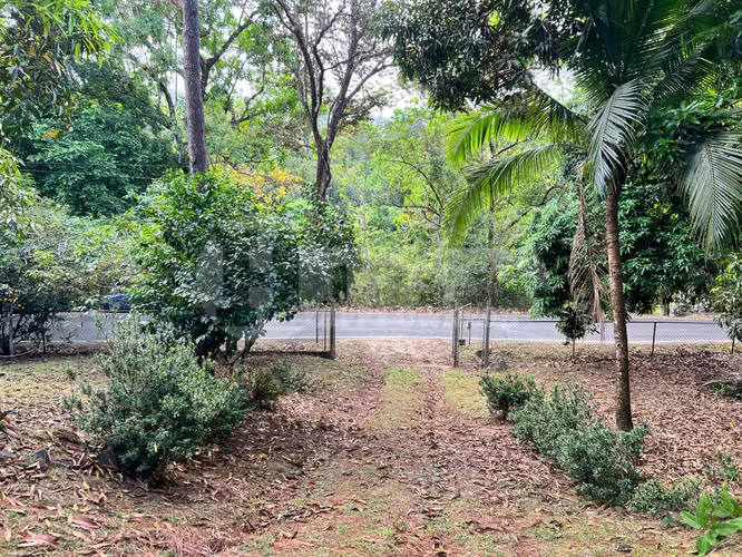 Venta de terreno con casa frente al Río Pacora, Vía hacia San Miguel