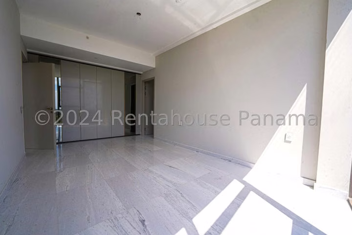 Apartamento en Venta en Santa Maria La Maison 24YCG8093