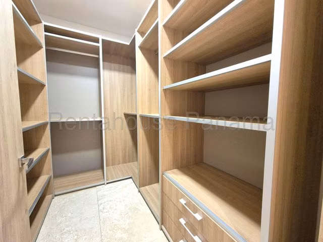 Apartamento en Alquiler en Garden Ocean Reef Punta Pacifica CIG261697