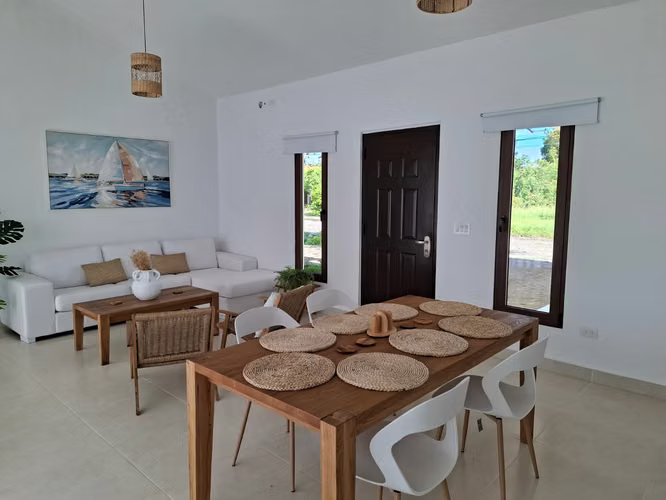Se alquila en PH La Colonia, Bejuco, Chame: Casa de playa nueva