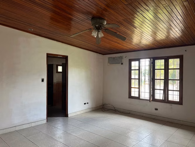 Banco Vende Casa en LOS CIPRESES II, San Miguelito