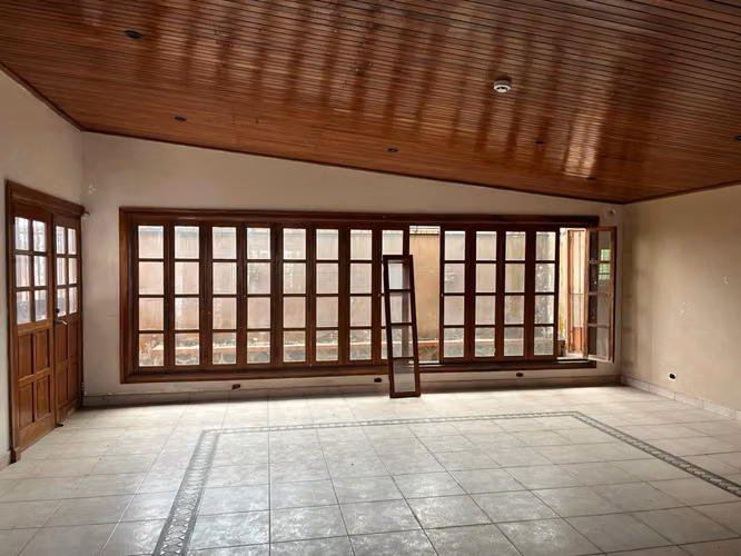 Banco Vende Casa en LOS CIPRESES II, San Miguelito