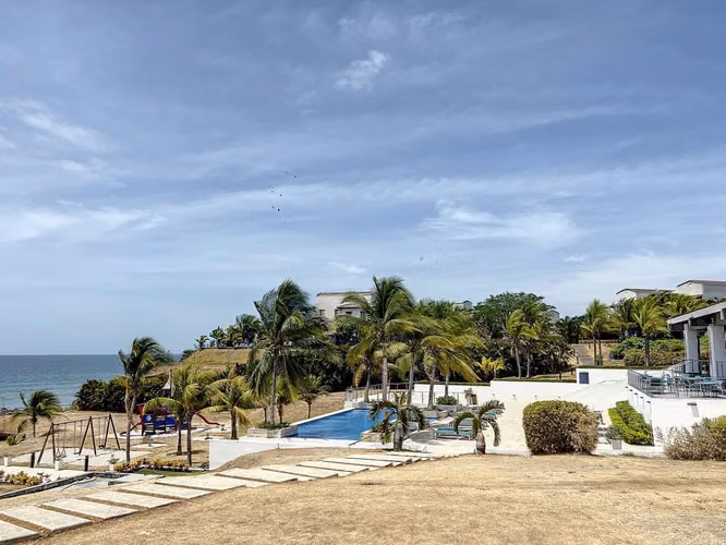 Venta de apartamento de playa en San Carlos PH Casamar