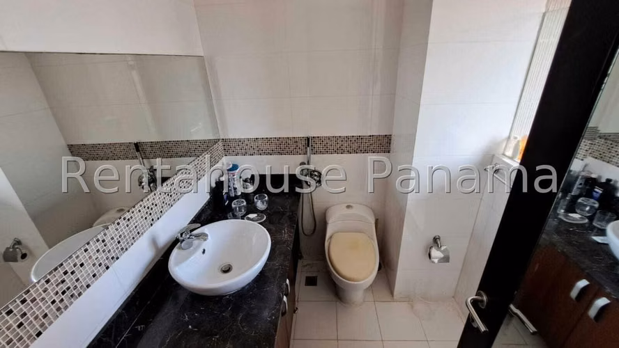 Apartamento en Venta en  Q Tower Punta Pacifica CIG26541