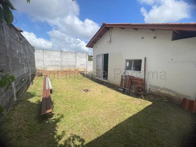 Casa en Venta en Arboledas,  Chorrera. ABS