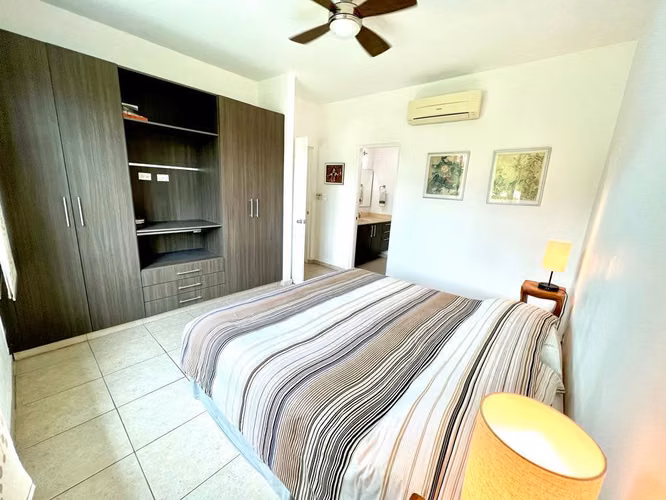 Vendo o alquilo hermoso apartamento en Playa Bijao - Imagen 6