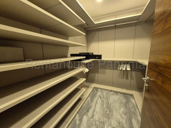 Apartamento Amoblado en Venta en Garden Ocean Punta Pacifica CIG261574