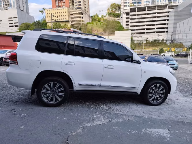 TOYOTA LAND CRUISER 2011 - Imagen 5