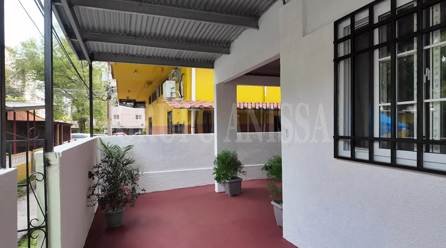 OPORTUNIDAD! Casa a la venta en Santa Maria, Villa Cáceres, Betania