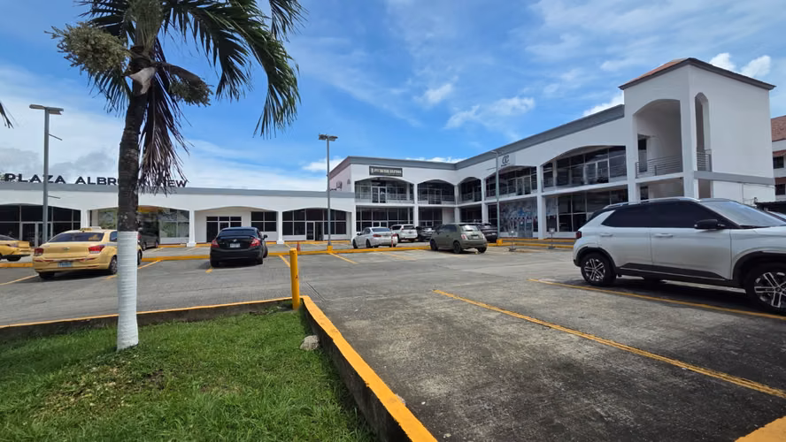 Alquiler de Local Comercial en Plaza Albrook View, 75m2