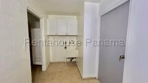 Venta de Apartamento con 168m2 en Marbella PH Girasol 26-6399SR