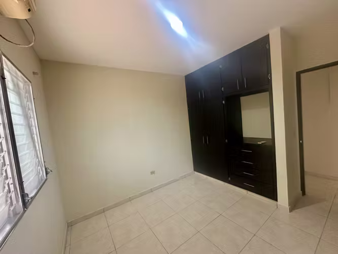 SE ALQUILA CASA AMPLIA Y CERCADA EN RESIDENCIAL EXCLUSIVO DE DAVID - Imagen 13