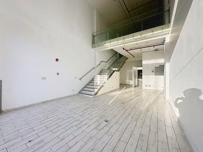 Commercial Space for Rent in The Plaza – San Francisco