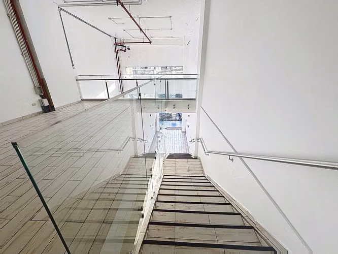 Alquiler de local comercial en San Francisco – The Plaza
