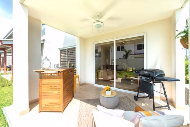 Vendo lindos duples vacíos , en Panamá Pacífico