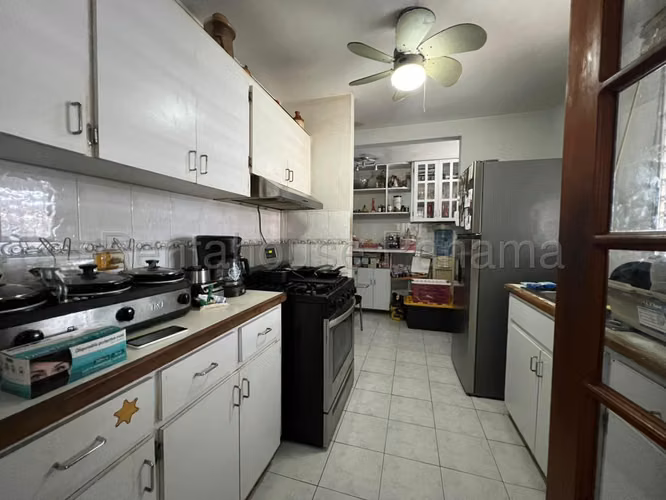 Venta de Casa en Altos de Panama Villas de Vizcaya Mts2: 230 PD