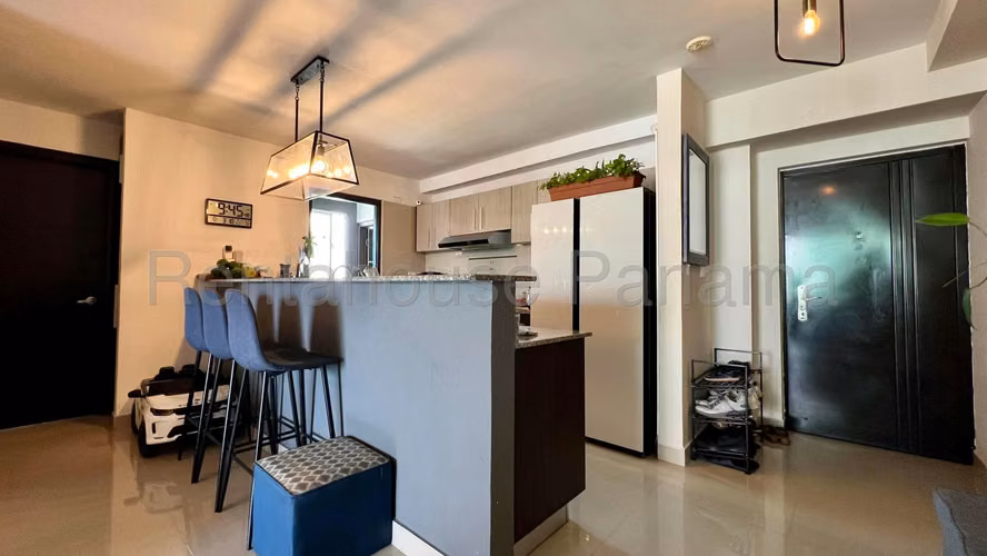 Amplio Apartamento en los Angeles Ph Leaf Tower Mts2: 113.53PD