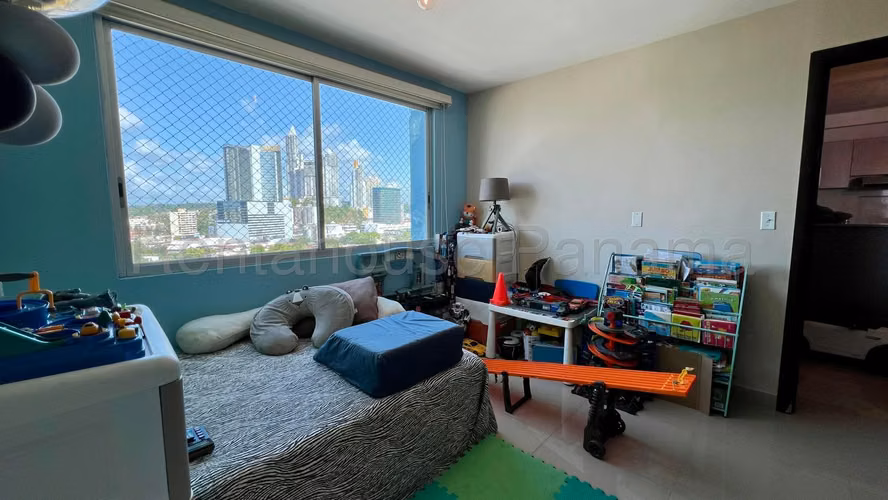 Amplio Apartamento en los Angeles Ph Leaf Tower Mts2: 113.53PD