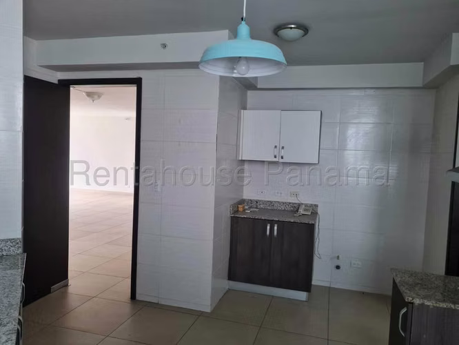 Espacioso Apartamento en Costa del Este Ph Country Club Mts2: 203.96 PD